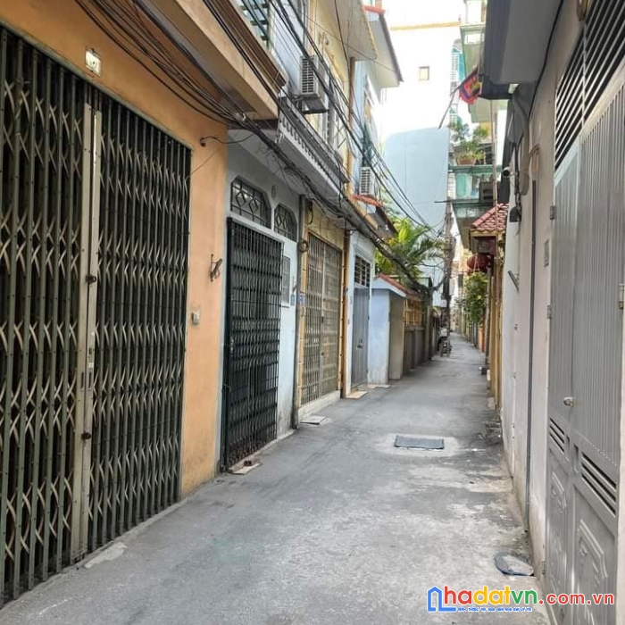 Vài bước ô tô tránh - ô tô đỗ cửa - nở hậu - ngõ thông -thanh bình 35m 4.5 tỷ hà đông