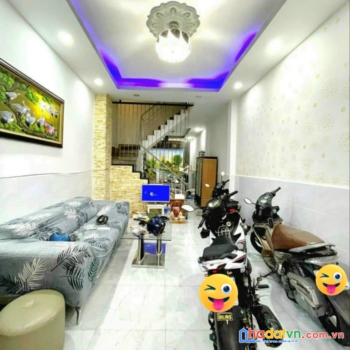 Bán nhà hẻm xe hơi căn duy nhất hẻm thông thẳng 1 trục quận 7