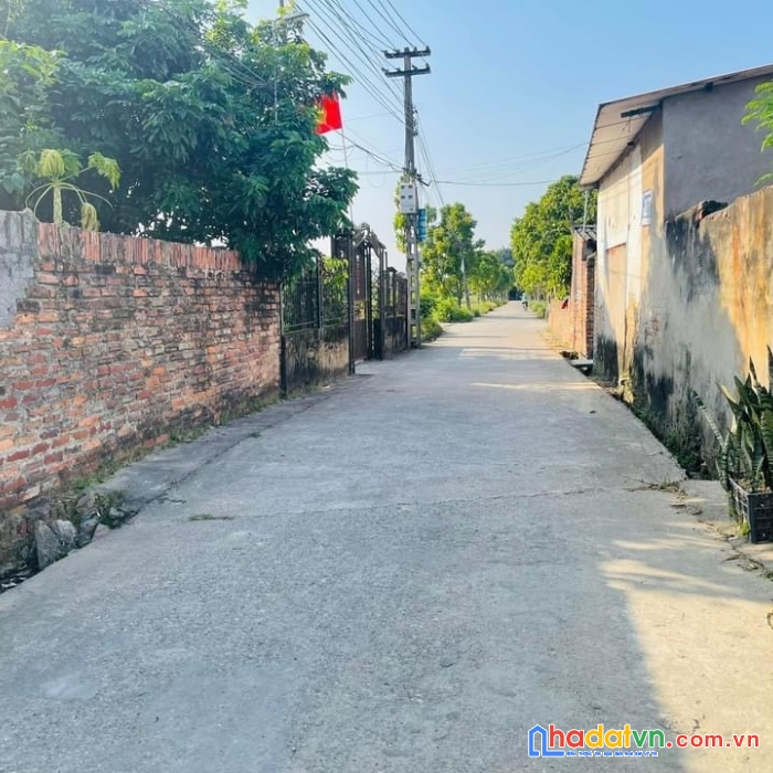 Siêu giá hạt rẻ chỉ hơn 700tr có ngay 1 trong 6 lô full thổ cư, đường 3m sát kcn nội bài tại quang
