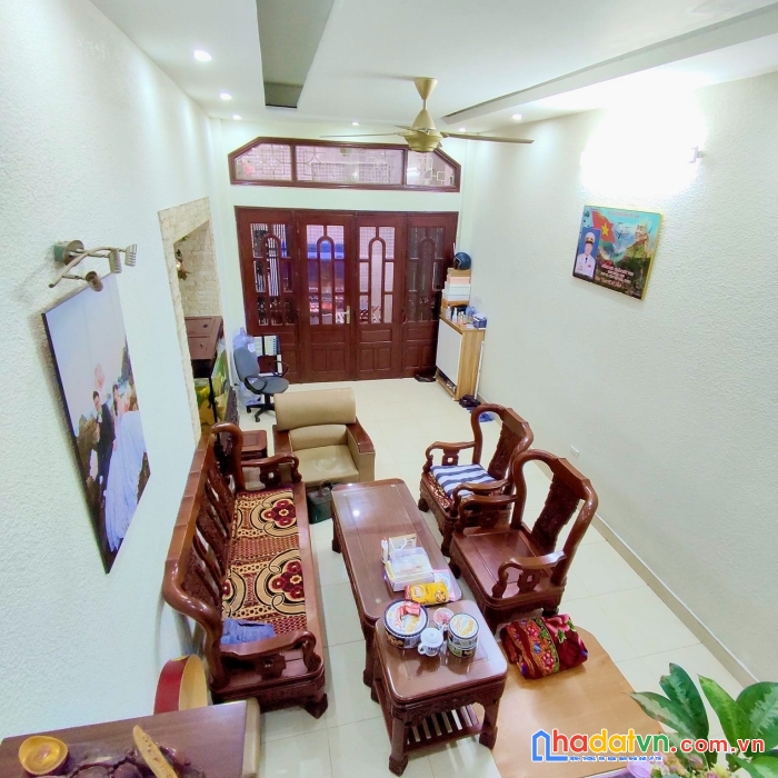 Bán nhà phố mai động, gần trường, gần chợ, gần phố lớn, gần 40m, nhỉnh 4 tỷ