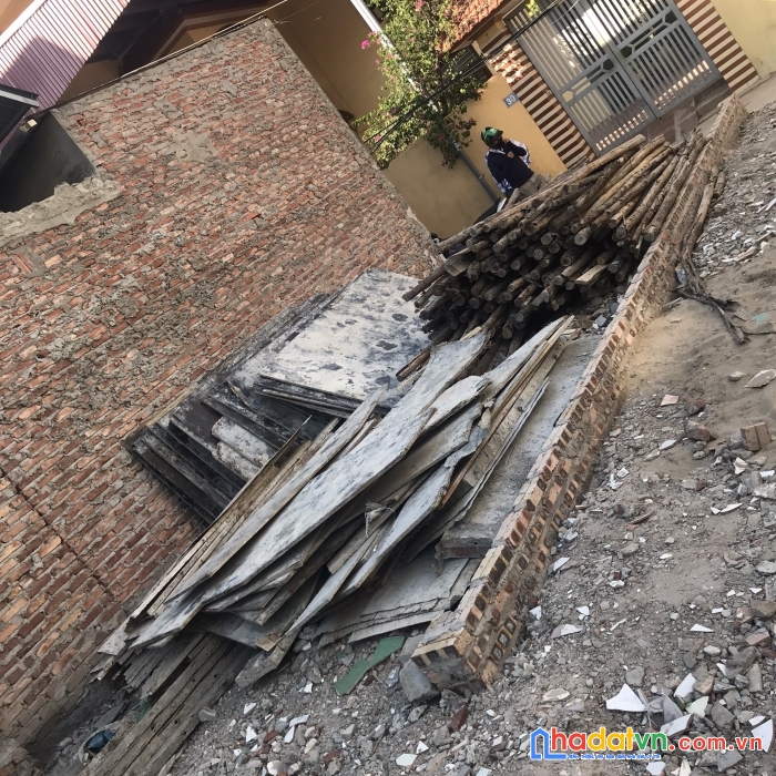 Chính chủ cần bán 3 lô đât 30-31 m2 giá 1.75 tỷ, tai tổ 4, phú lãm hà đông,