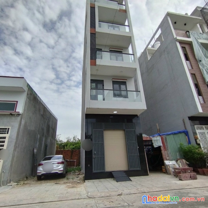 Bán chdv 9pn mới xd gần đh nguyễn tất thành an phú đông hđt 25 triệu