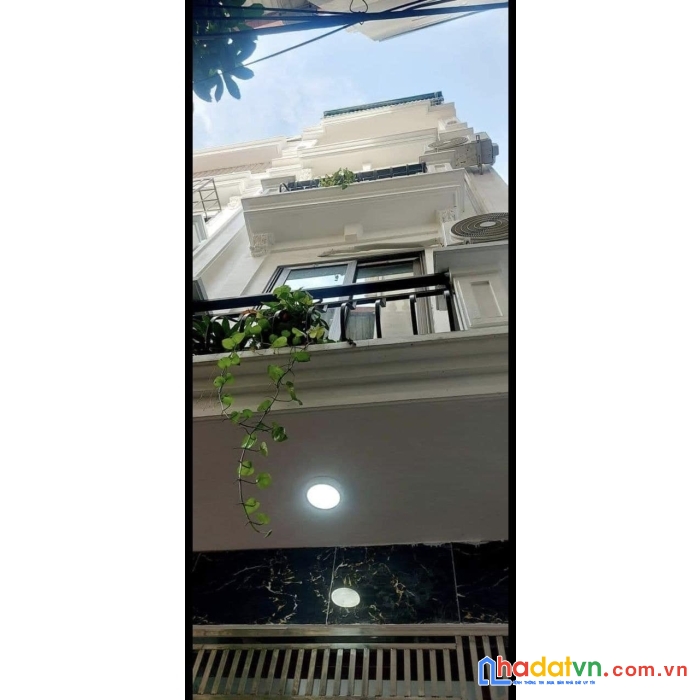 Đẹp ở luôn - đủ công năng - khu dân trí - ngõ rộng thoáng
phan đình giót 35m giá 4.15 tỷ