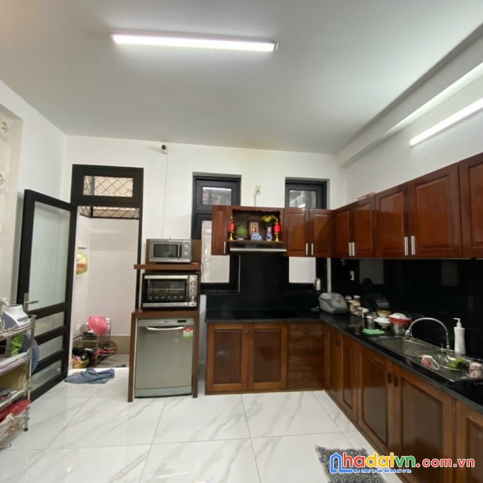 Hẻm 4m đẹp lê cảnh tuân, 4.2 x 15.5m, 3 lầu, 6.7 tỷ, tân phú