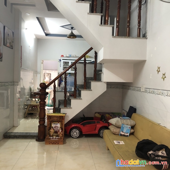 Cần bán căn nhà phố đúc kiên cố vị trí đẹp tại quận 12, tp hcm