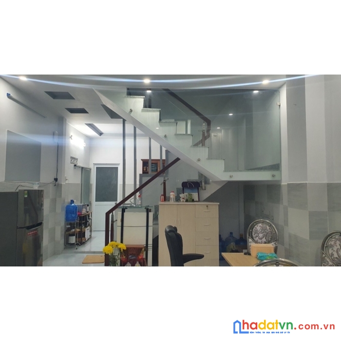 Bán nhà 1 sẹc nguyễn trọng tuyển, phường 2, tân bình, 2 tầng btct, 50m2 chỉ gần 100tr/m2