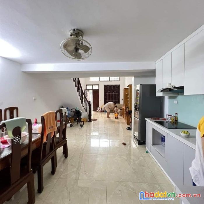 Gấp! cần bán nhà phạm văn đồng 61m2, 4 tầng chỉ 7.4 tỷ