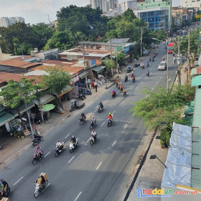 Mặt tiền đinh bộ lĩnh - doanh thu 100 triệu - 7.8x18.5 - dtxd 125m2 -  3 tầng - giá 25 tỷ tl