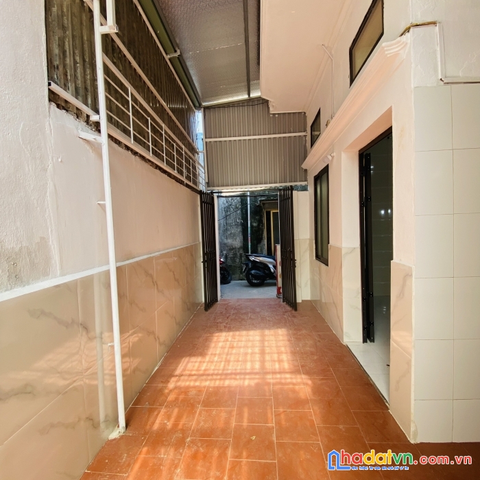 3.chính chủ bán nhà phạm hữu điều 1.5 tầng 45m2 giá chỉ 1.7 tỷ thỏa thuận.