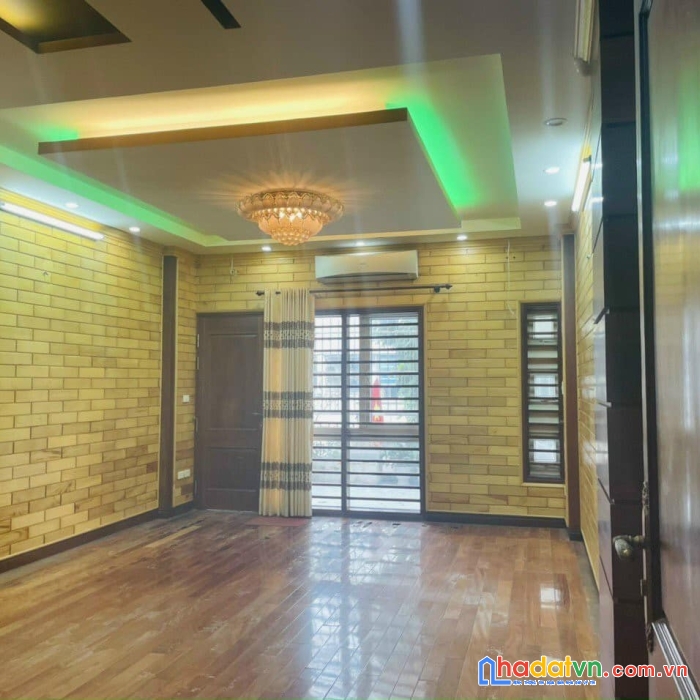 Chủ nhà chuyên lên biệt thự cần ở, bán gấp nhà lk kđt văn phú, oto tránh, kd, văn phòng