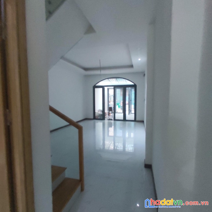 Nhà đẹp phan huy ích, p14, gò vấp,  hẻm xe hơi 5.5m, sổ nở hậu tài lộc, 85m2 chỉ giá 5.6tỷ!