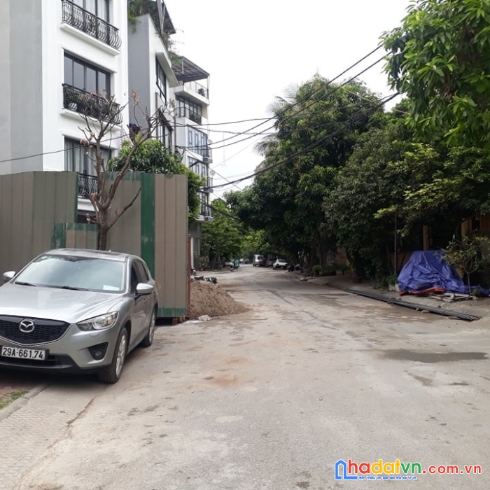 Bán nhà lâm hạ - long biên - dt 30 m2 - mt 4m - giá 1 tỷ 2 - nhà cấp 4 - ngõ ô tô thông