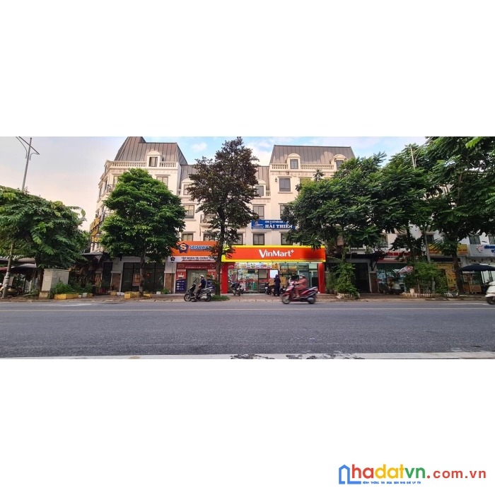 12 tỷ 750 mp đường 24m, vỉa hè  kđt văn phú 90m, 5 tầng, thang máy -  kinh doanh