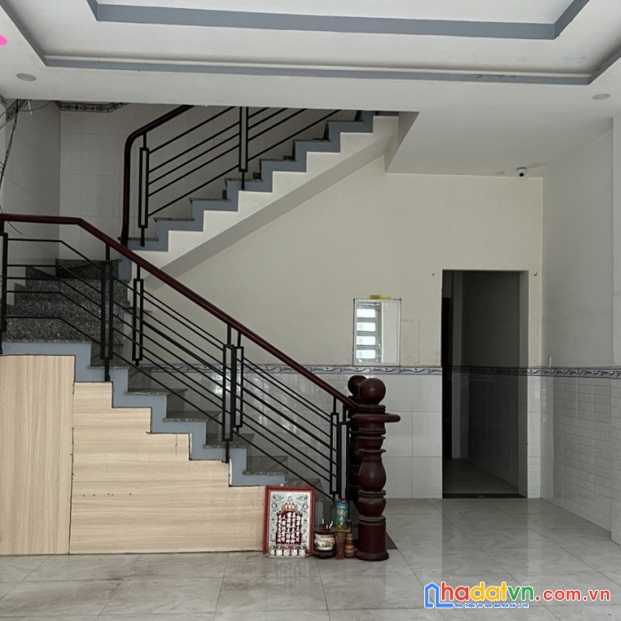 Bán nhà giá rẻ thới tam thôn 17 hóc môn, diện tích 120m2