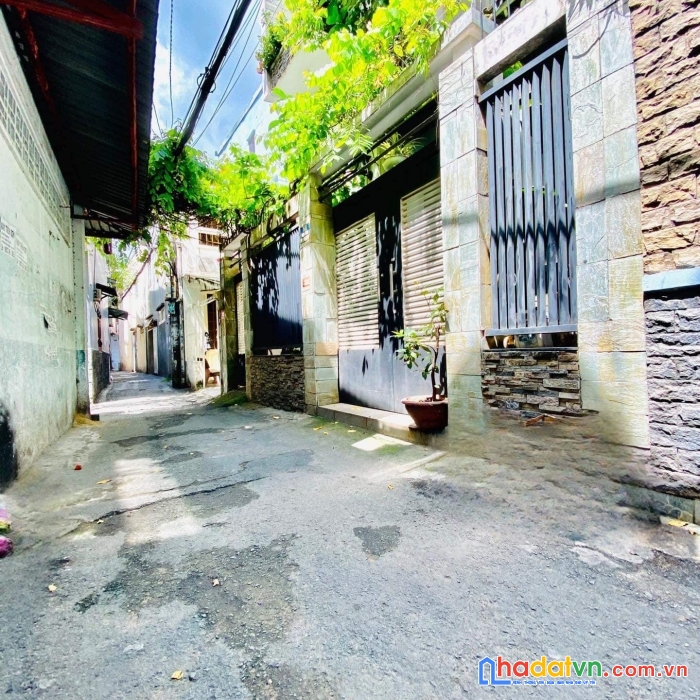 Bán nhà phường 6 tân bình, giá 3.8 tỷ cho 45m2, lô góc, hẻm thông.
