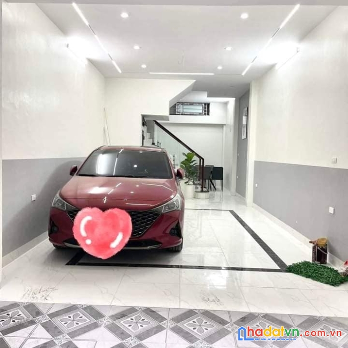 Nhà mặt ngõ ô tô đua phố láng hạ 5 tầng mới koong trung tâm quận đống đa giáp ba đình nhỉnh 5 tỷ.