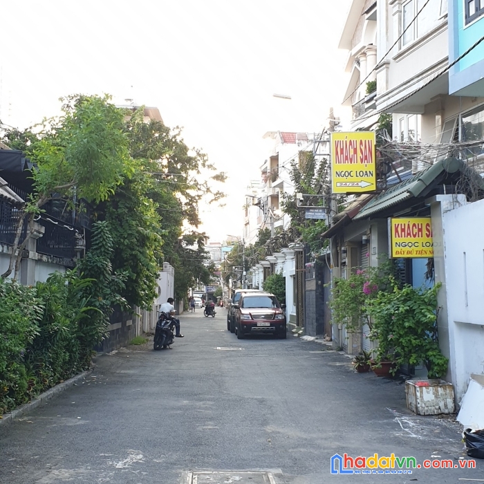 Hẻm xe hơi cách mặt tiền  đường số  ngang 5x18 m 5 tấm q4