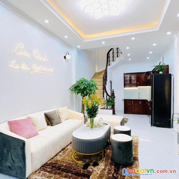 Nguyễn chính  hoàng mai – 34m2 – 3,86 tỷ - 4 chỗ đỗ cửa.