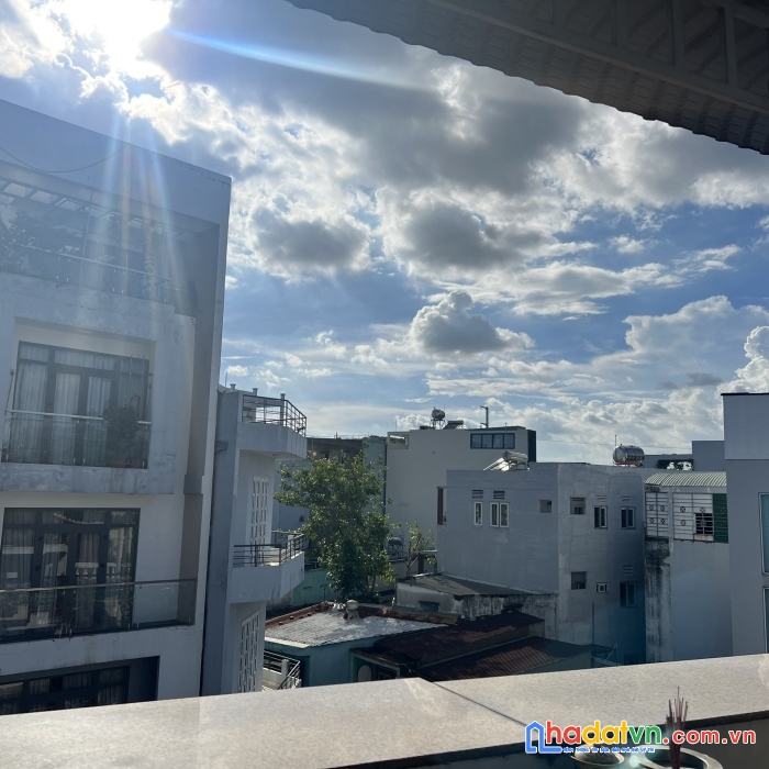 Biệt thự cổ trên đường mt đội cung, f11, q11 cần bán gấp