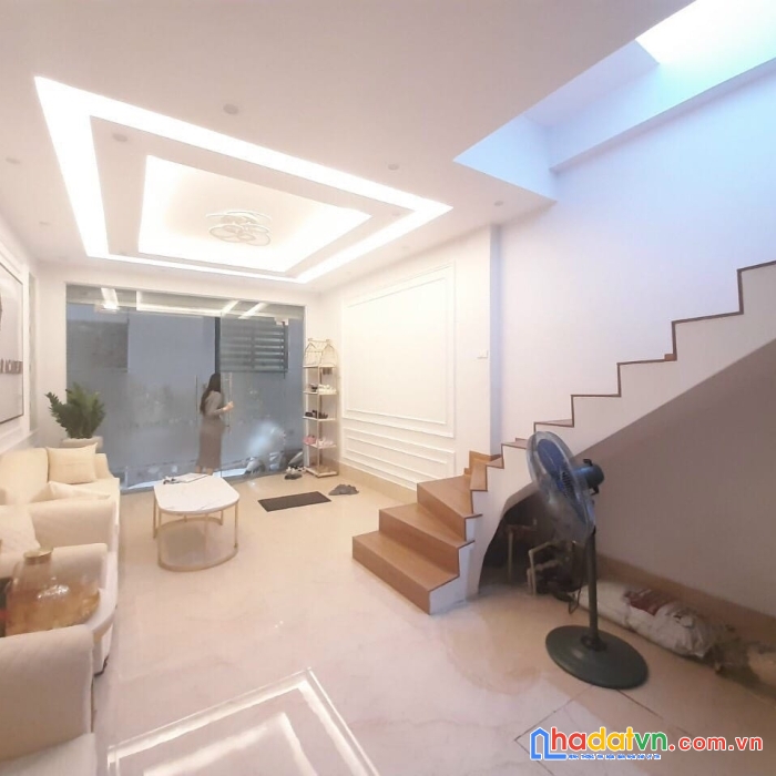 Nhà đẹp 6 tầng - trần thái tông - ngõ rộng thoáng - kinh doanh spa 30m, 4,6 tỷ