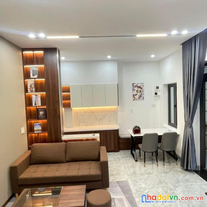 Bán nhà lê độ, dân trí tuyệt vời, mặt tiền 6m, 2.6 tỷ.