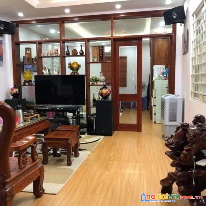Phải nhanh! hàng xóm vinhomes tây mỗ, 55m x 5 tầng, ngõ ba gác, ngay chợ, bãi gửi ô tô. chỉ 4.3 tỷ
