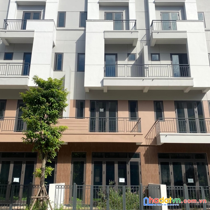 Em cần bán gấp căn shophouse thuộc khu đô thị vsip bắc ninh