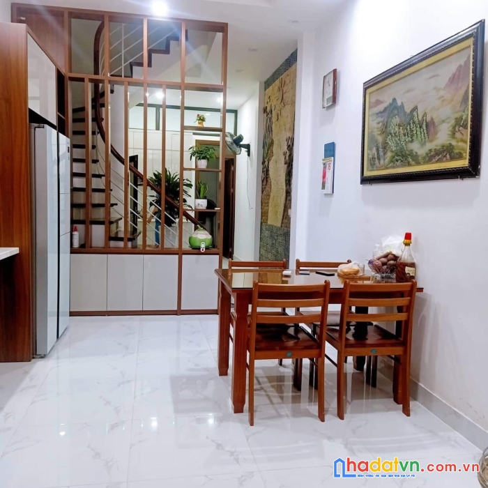 Nguyễn trãi, thanh xuân, mới kính coong 50m2 x 4 tầng, mặt tiền 4 mét, giá nhỉnh 6 tỷ.