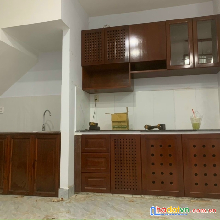 Hẻm 1 sẹc, trần bình trọng, 4.5 x 14m, 3 pn, 6.4 tỷ, bình thạnh