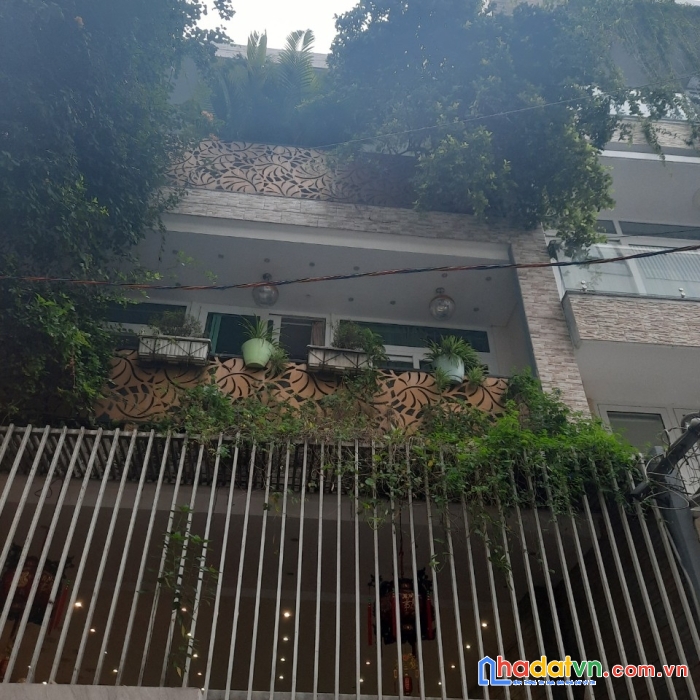 Ngang 10m, mới tinh - bán nhà q3 gần hai bà trưng - 4 tầng, nhỉnh 6 tỷ