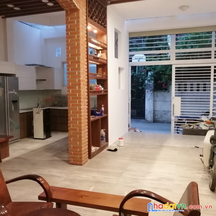 Bán nhà mặt tiền đoàn hồng phước ngay huỳnh thiện lộc, dt 6.5 x 11 giá 8.5 tỷ.