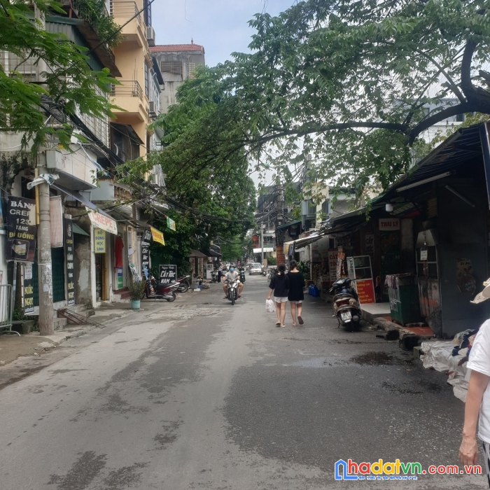 Bán nhà khu giáp bát , lô góc , thoáng sáng tự nhiên , ô tô , đẹp tuyệt vời , 40m , 4.7 tỷ