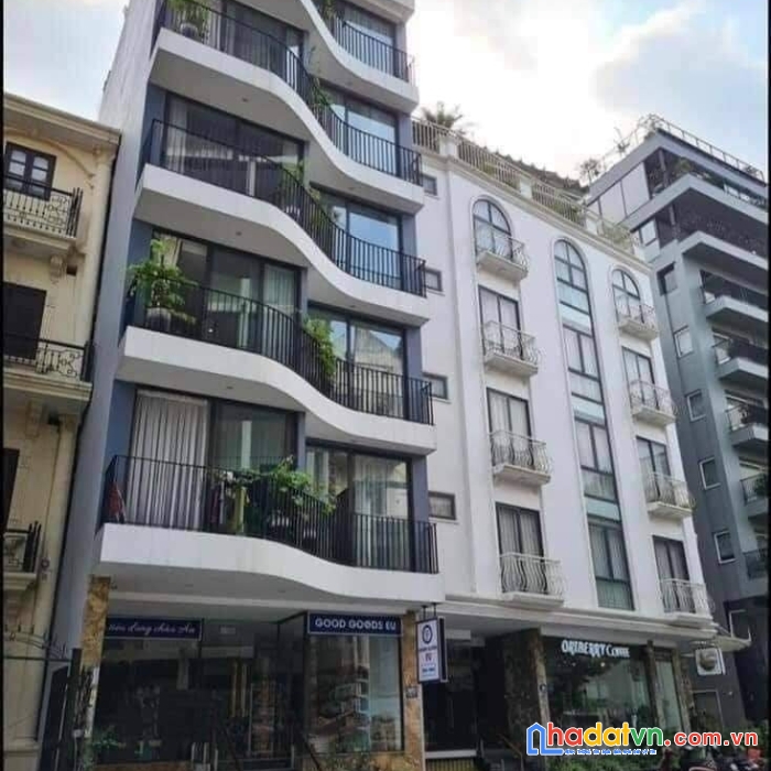 Bán nhà 9 tầng thang máy phố tô vĩnh diện, dt 140 m2 giá 23 tỷ.