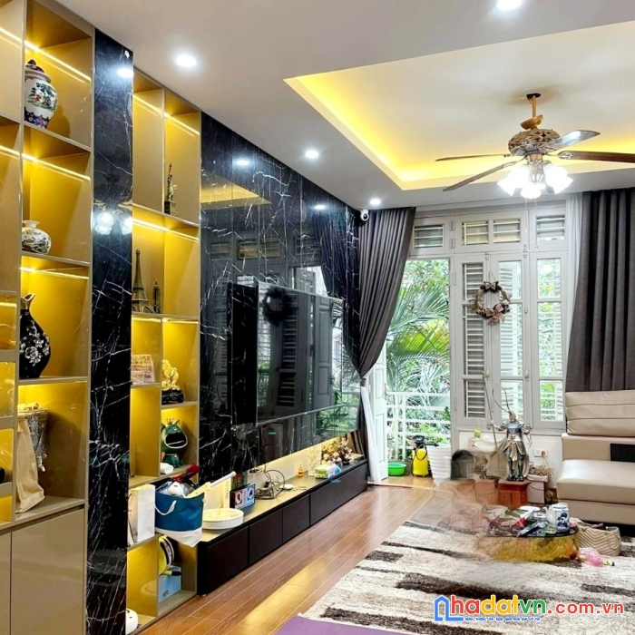 Nhà cực đẹp phú thượng, tây hồ, ô tô vào nhà, tm, dt79m2, 5t giá 9,9 tỷ.