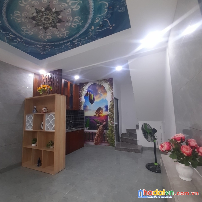 Nhà phố giá rẻ 680tr 48m2 gần ngay chợ bình chánh