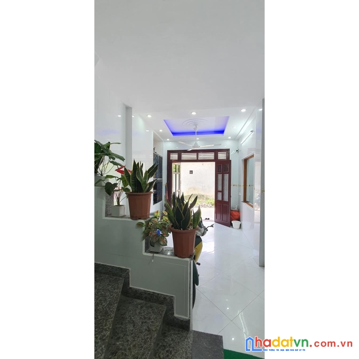 Bán nhà đẹp yên nghĩa, 5 tầng, ở ngay, ô tô cổng, gần bến xe, hà đông, 2,55 tỷ