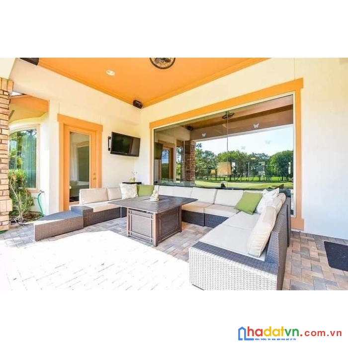 Tôi chính chủ cho thuê biệt thự 3 tầng full nội thất eurovillage 1 50tr/tháng.lh 0848 989 989
