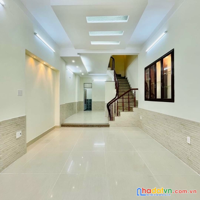 Nhà mới đẹp 3 tầng , 4 phòng ngủ, xe hơi ngủ trong nhà,  lê đức thọ - phường 16 - gò vấp, 6.35 tỷ