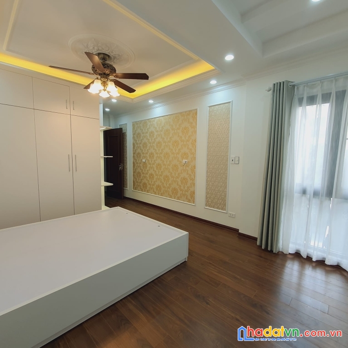 6 tầng thang máy-  nguyễn ngọc nại , full nội thất ở cực sướng, ô tô kinh doanh, 7.3 tỷ