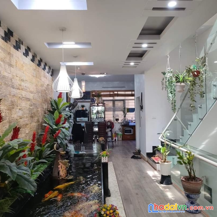 Bán siêu nhà nguyễn trãi - rực rỡ như phim - ô tô - 52m2- 5 tầng- 3.9 tỷ.