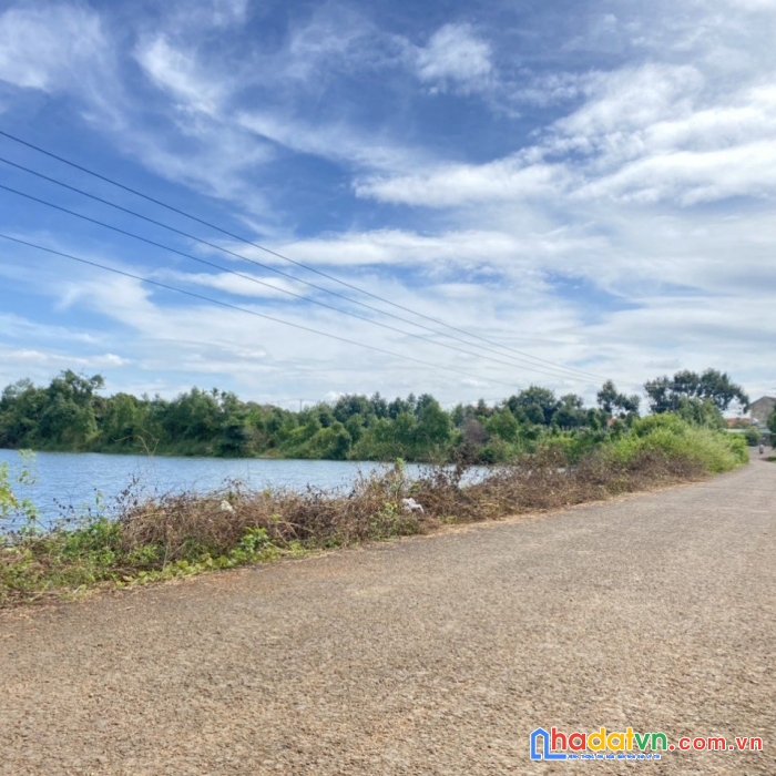 Chính chủ bán nhanh, siêu phẩm view hồ tự nhiên có một không hai