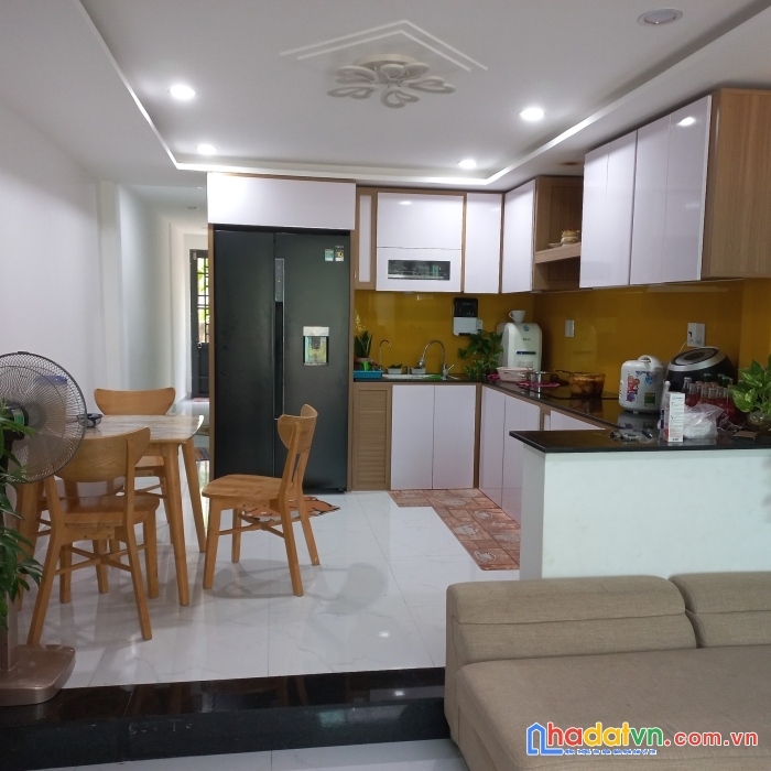 Chính chủ bán gấp nhà đẹp 3 pn tại đường hoàng thúc trâm,  hòa cường bắc, q. hải châu,