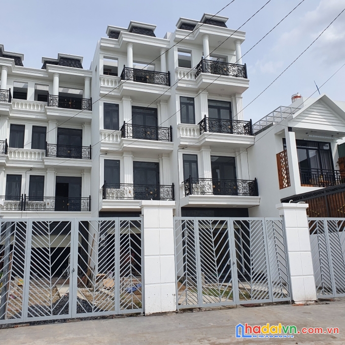 Bán nhà quận 12 giá 20tr/m2 diện tích 60m