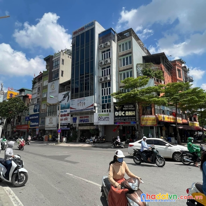 Toà văn phòng mặt phố thái thịnh dt 163m2  - thang máy - thông sàn - chào 70 tỷ