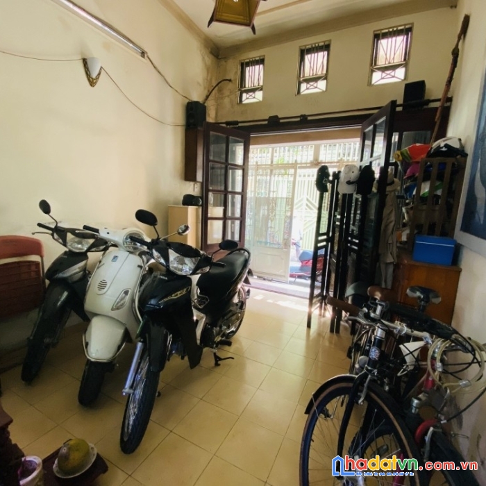 Hha 210.8 nhà khu an ninh quận 1 giá rẻ, 52m2. hẻm gần mặt tiền kinh doanh. giảm 4 tỷ.