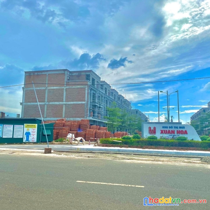 Cần bán lô đất băng 2 lê quang đạo khuôn viên kđt xuân hoà- phúc yên- vĩnh phúc