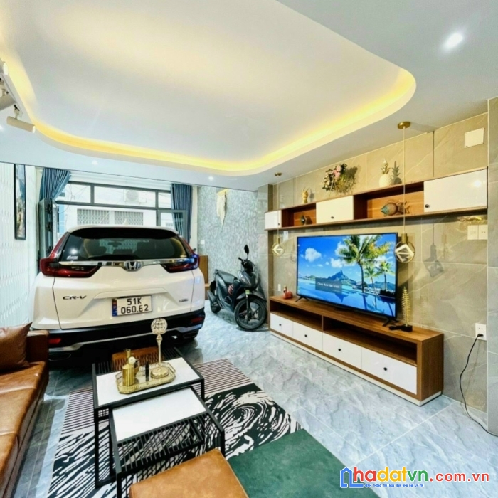 Giảm, hẻm 4m, trần quang diệu, 4 x 10m, 3 lầu, 8.1 tỷ, quận 3