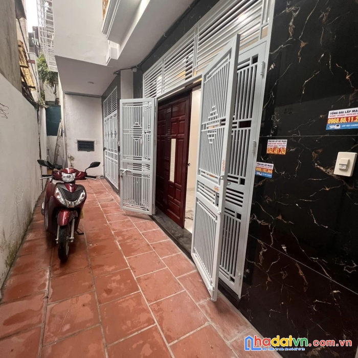 Bán nhà văn phú diện tích 35m2, 4 tầng, mặt tiền 4.5m, giá 3.2 tỷ, tiếp giáp kđt văn phú - vp16