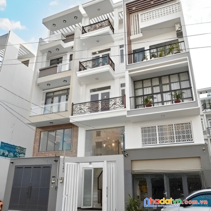 5 tầng hxh10m phan văn trị đối diện emart 4x18m