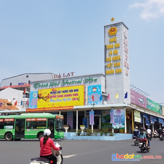 Villa đà lạt view địa chỉ độc đắc hồ xuân hương đang hoạt động luôn full phòng